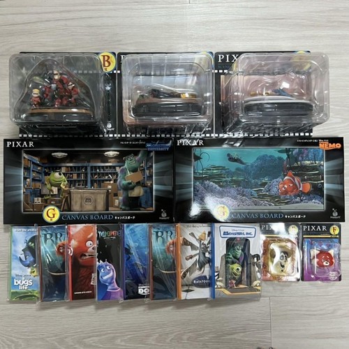 Lot figurines pixar - lot,