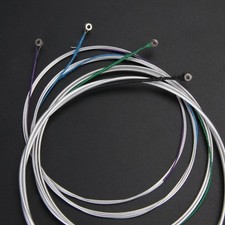 Jeu de cordes allemandes argent instruments de musique et engrenages pièces et