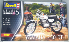 YAMAHA 250 DT1  REVELL  /