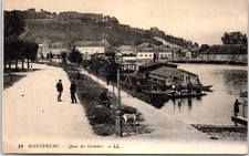 77 MONTEREAU - quai des graviers