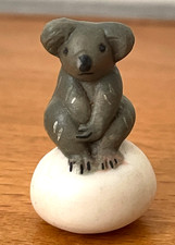 Adorable et Rare Fève Mat