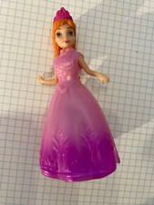 PRINCESSE ANNA ET SA ROBE