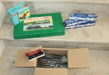 lot boite trains hornby ACHO Meccano, transfo, rails, wagons (voir photos)