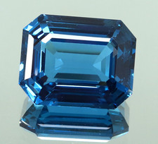 Pierre précieuse naturelle