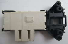 ESSENTIEL B Sécurité de porte DA062 pour lave linge 7Kg ELF714DD4