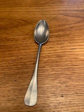 Ancienne petite cuillère en