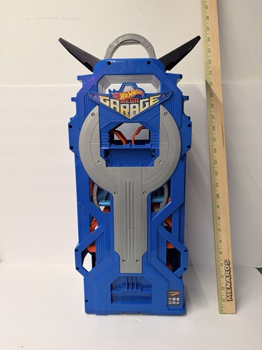 Hot wheels ftb68 - mega, garage