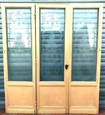 Suite de trois portes de séparation en verre sablé Art Déco XX siècle
