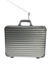 Mallette argentée RIMOWA