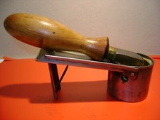 OUTIL ANCIEN Cordonnier