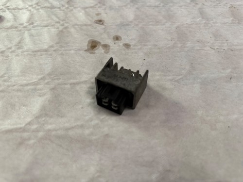 Regulateur peugeot 50 - -,