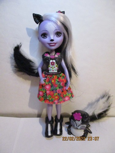 Poupee enchantimals sage - ",