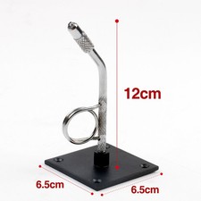 Étau attache mouche