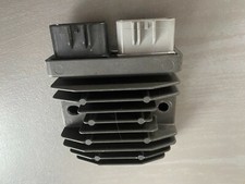 UN REGULATEUR TENSION ORIGINE