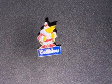 (V10) PINS BADGE ENAMEL