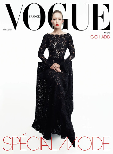 Vogue france magazine gigi - ,