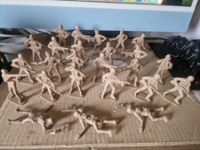 lot de 25 Soldats militaires
