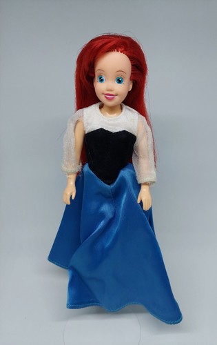 Rare poupée ariel petite - rare, la