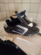 Chaussures de foot crampons
