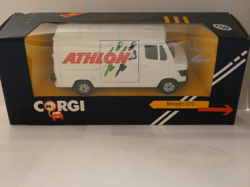 Mercedes 207d athlon corgi - mercedes,