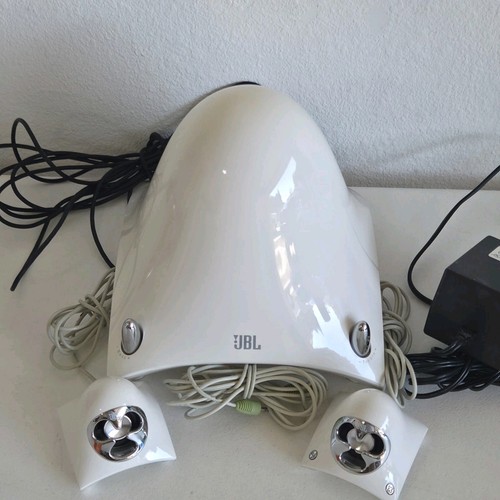 Jbl creature self - self, powered
