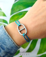 Bracelet cordon satiné bleu