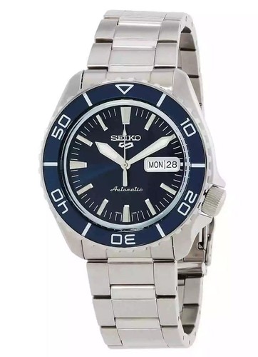 Montre pour des hommes - montre,