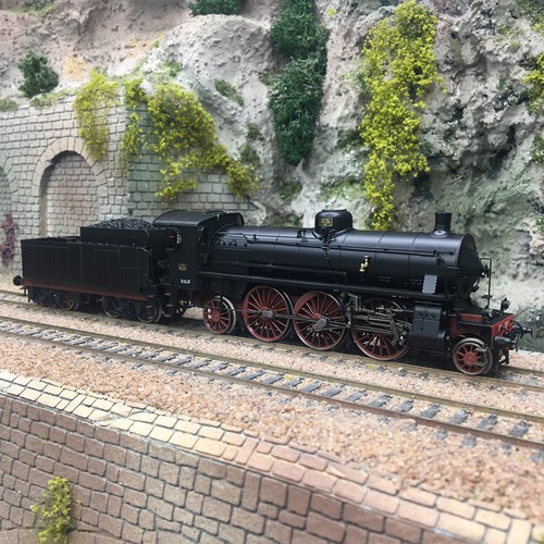 Locomotive vapeur 685 033 - locomotive,