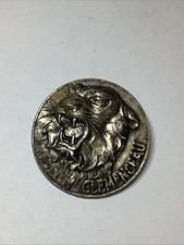 Insigne Marine Porte avion Clemenceau - médaille militaire