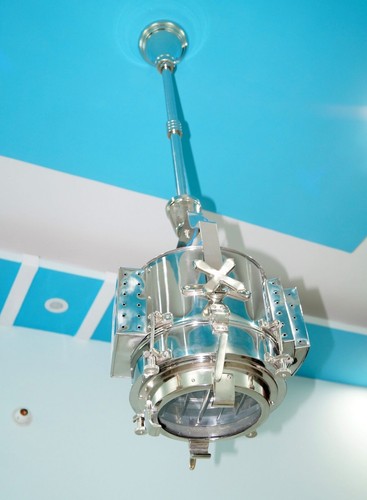 Grand lustre industriel