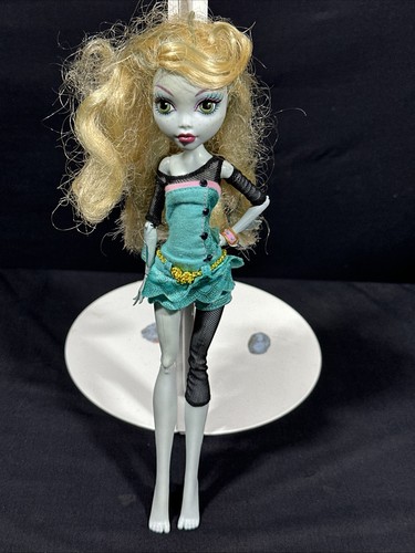 2011 monster high lagoona blue - 2011,