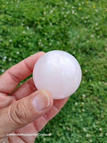 Manganocalcite forme sphère - manganocalcite,