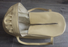 Ancien couffin de poupon plastique  jouet 45 cm