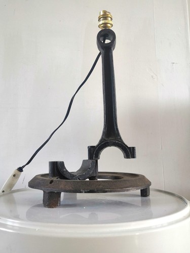 Lampe brutaliste industrielle