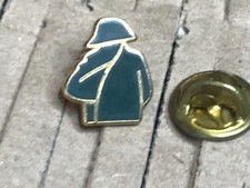 pins COGNAC COURVOISIER