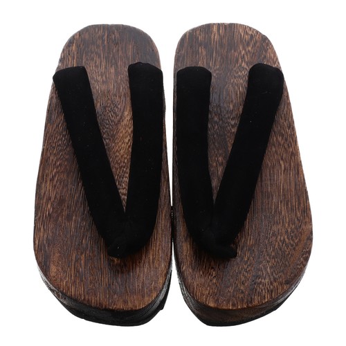 Chaussures japonaises - chaussures,