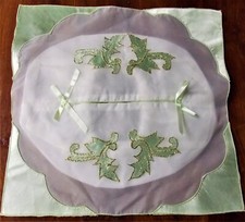 CACHE BOITE A MOUCHOIRS BRODE SUR VOILE DE POLYESTER SUPER PROMO