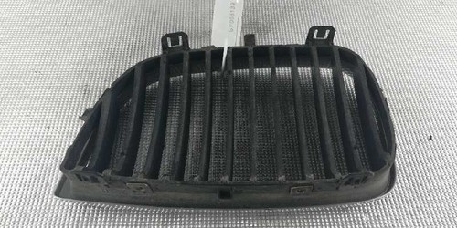 22405910 grille gauche capot