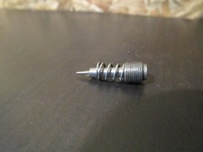 Vis de richesse de carburateur