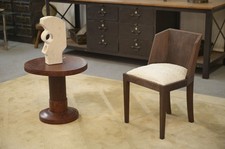 Chaise en chêne dans le goût