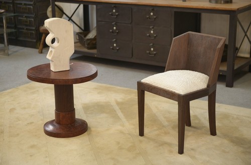 Chaise chêne dans goût - en,
