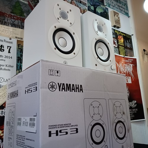 Yamaha hs3 white powered - 3.5",