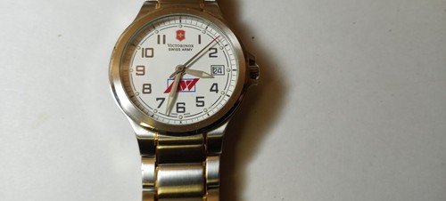 Victorinox swiss army quartz - swiss,