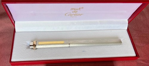 Stylo plume must cartier - de,