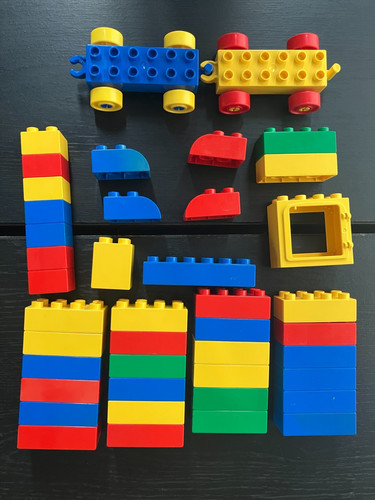 Lego duplo lot bricks - of,