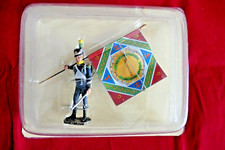 Soldat plomb porte drapeau - de,