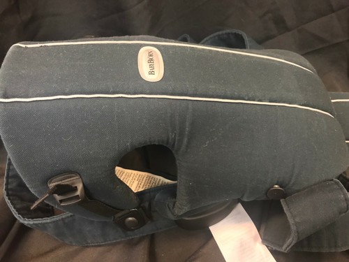 Black baby bjorn good used - baby,