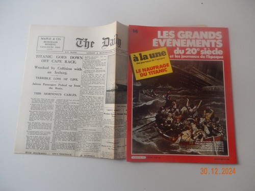 Revue une avec - revue, à