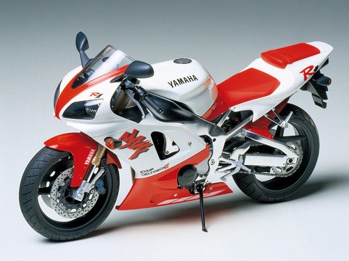 Moto yamaha yzf 12 - yzf-r1, 1/12