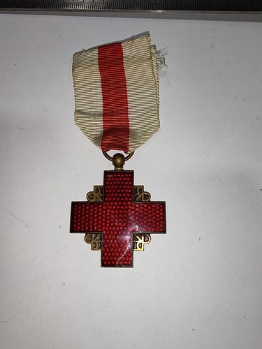 Médaille croix rouge - croix,